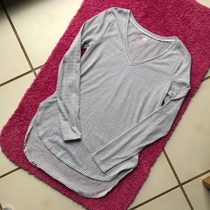 NWOT Arizona Jean Co. Legging Tee